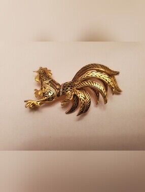 Gold Rooster Feather Brooch - Elegant Women's Jewelry